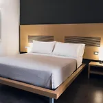 Palace 4* Μόντικα