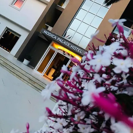 Palace Hotel 4*