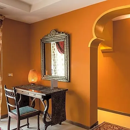 Palace 4* Modica